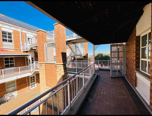 370M² OFFICE TO LET IN FOURWAYS